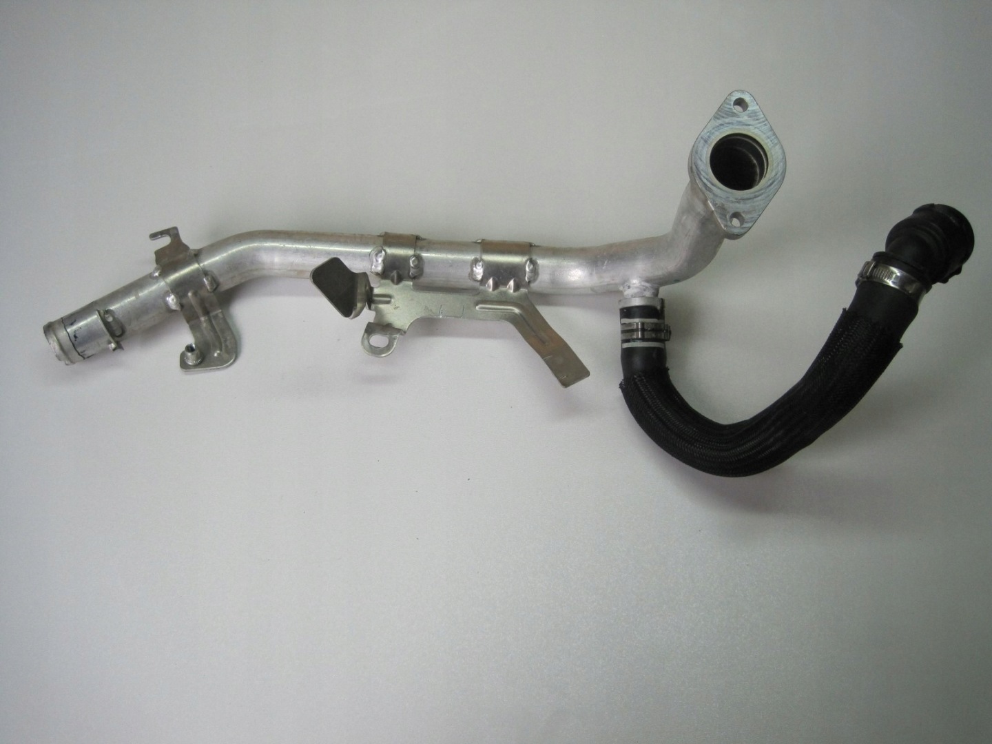 pipe MASERATI GRECALE 2,0HYB 670219267