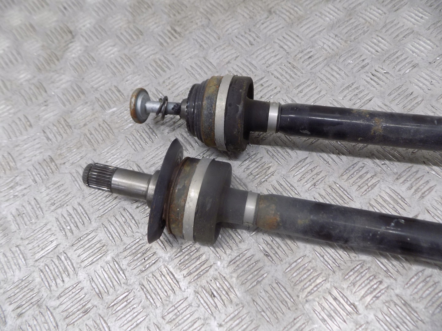 BMW G30 semi-axis rear part right left 8664621 8664622