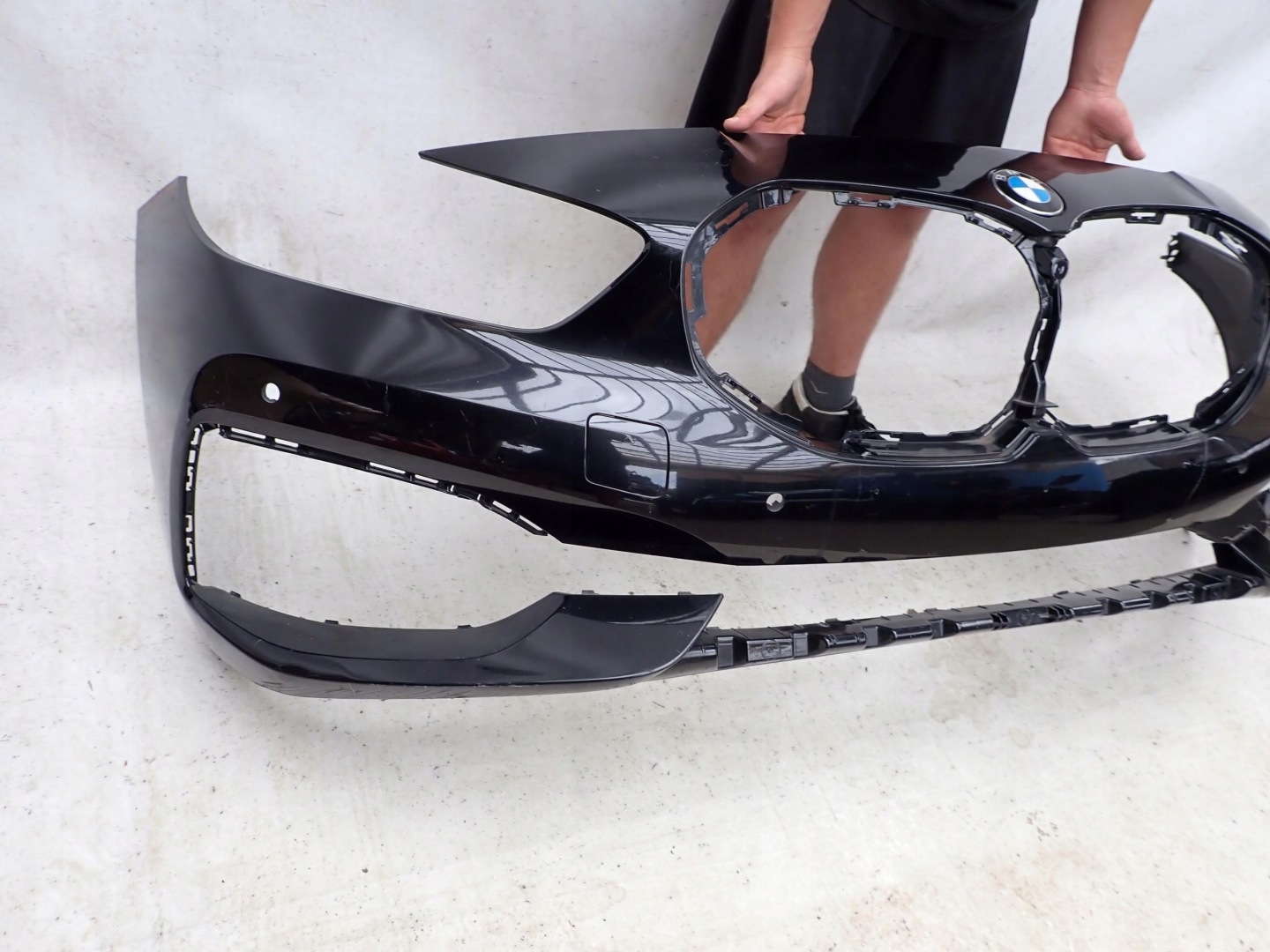 BMW 1 F40 19-> bumper front front PDC