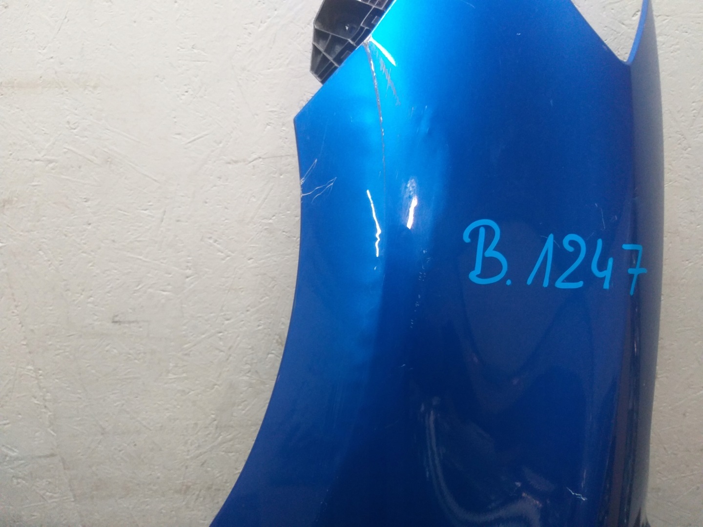 FENDER FRONT LEFT SUZUKI SWIFT MK8