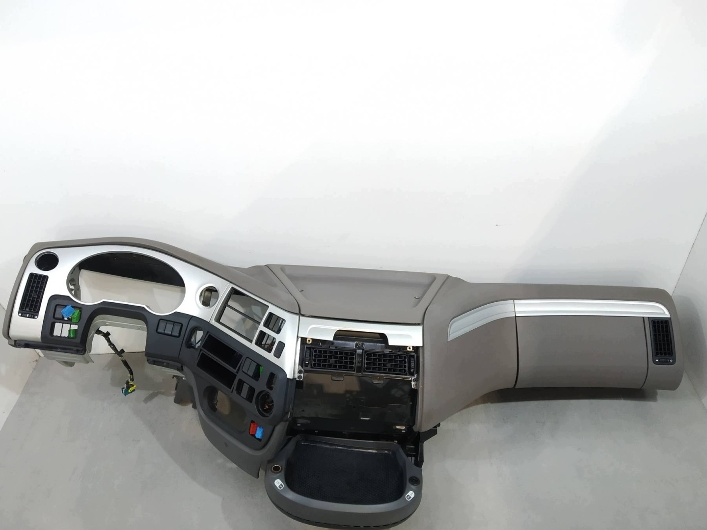 dashboard instrument panel cockpit PULPIT DAF XF (2012-2016) 106 Euro 6 440 FT