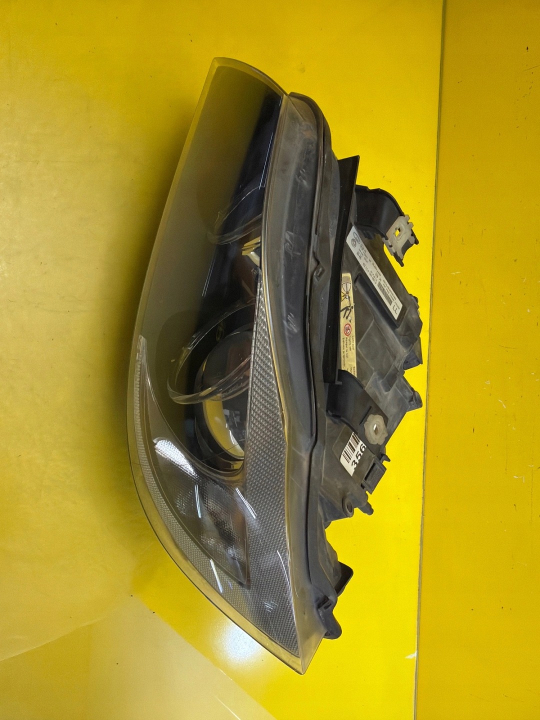 lámpa bal Bmw 3 E90 E91 2005-2008 Bi-Xenon Nieskretny 7161667