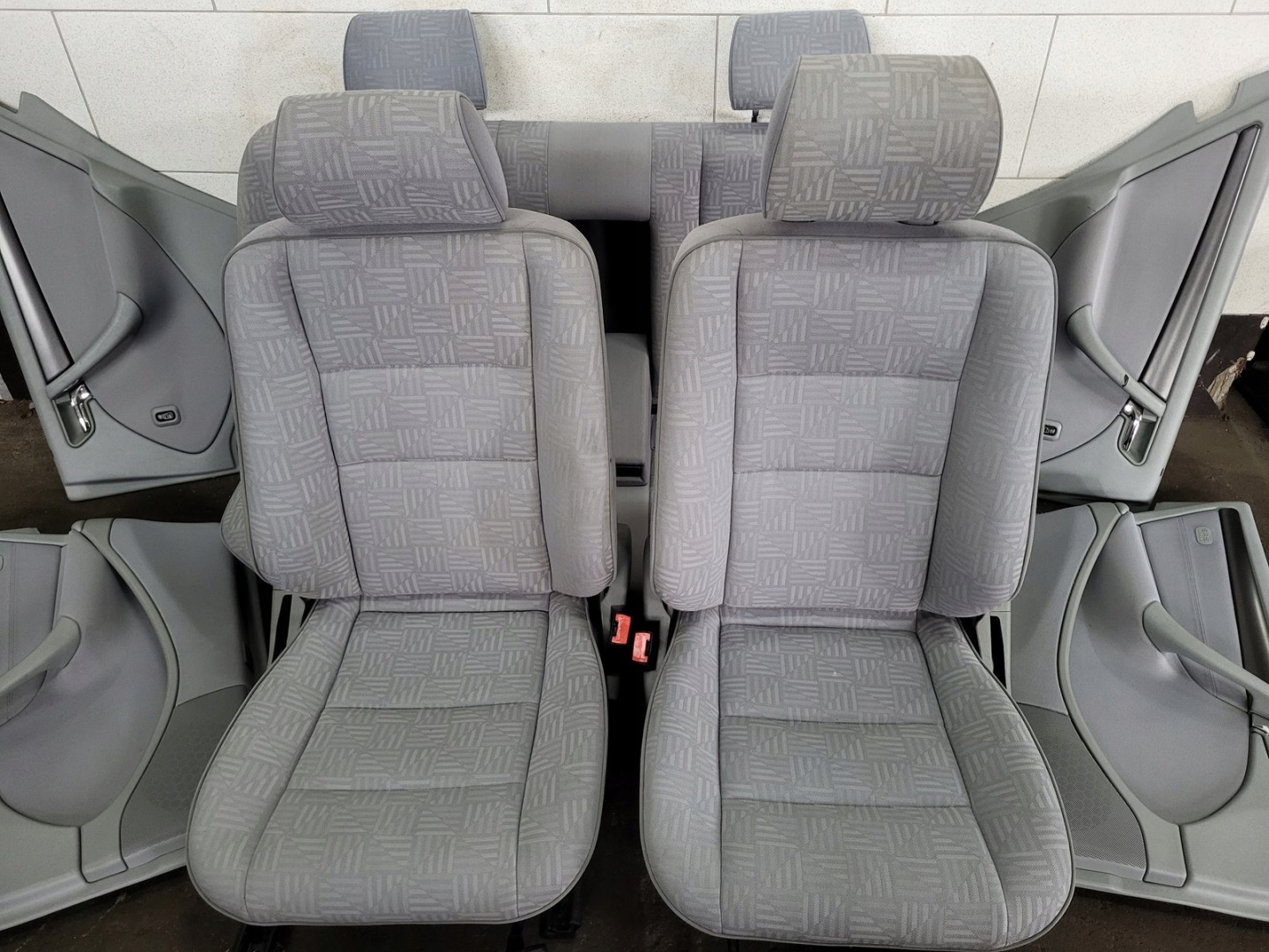 Sitz Sitz Seite Sitze Seiten verkleidung MERCEDES C-KLASA W202