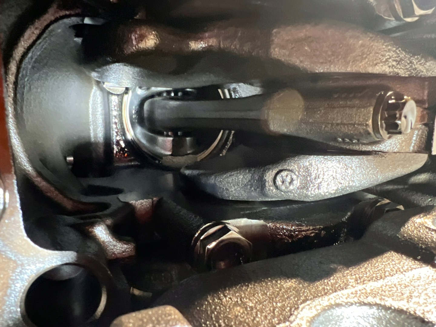 engine unprotected pillar CFF VW AUDI SEAT SKODA 2.0 TDI