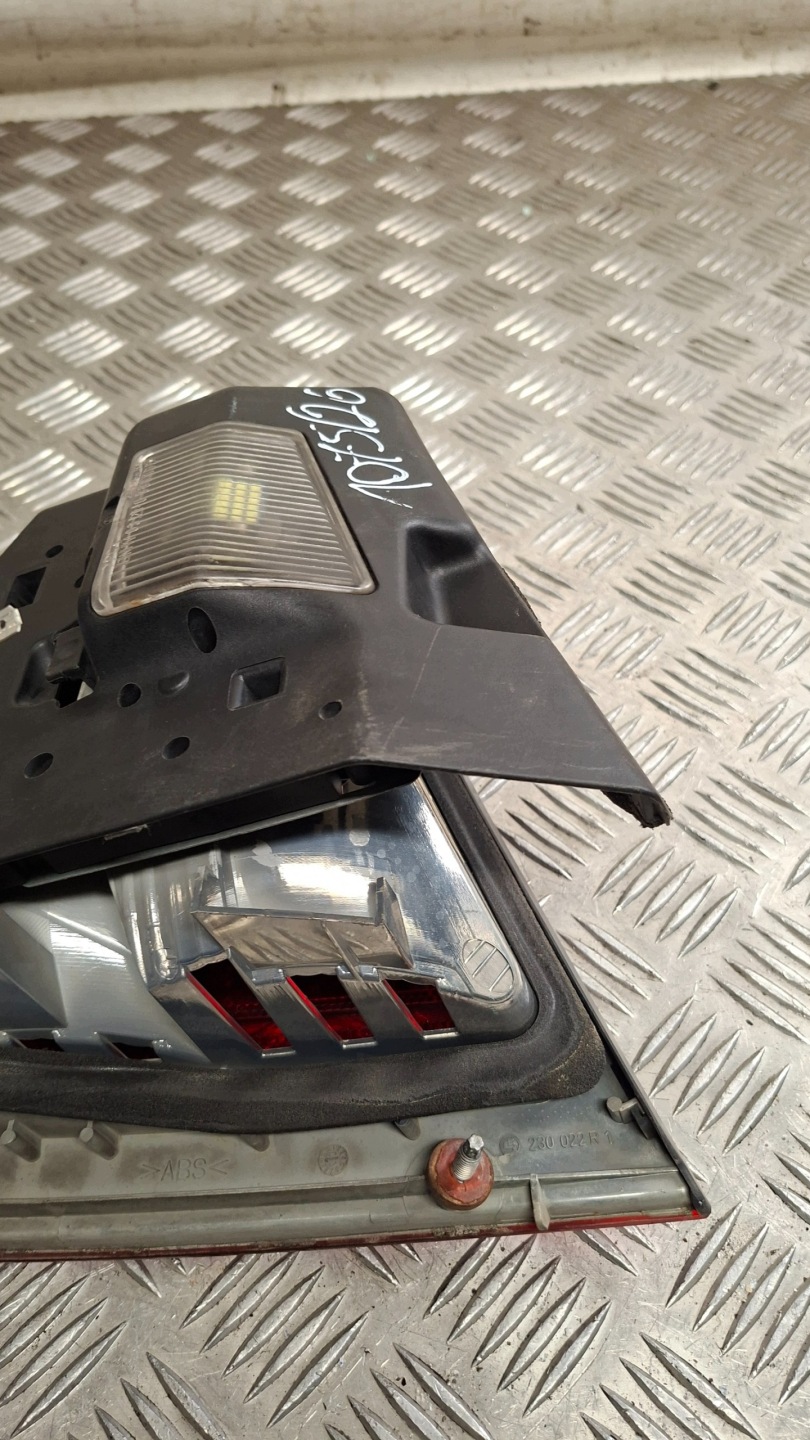 light right rear part BMW E46 sedan
