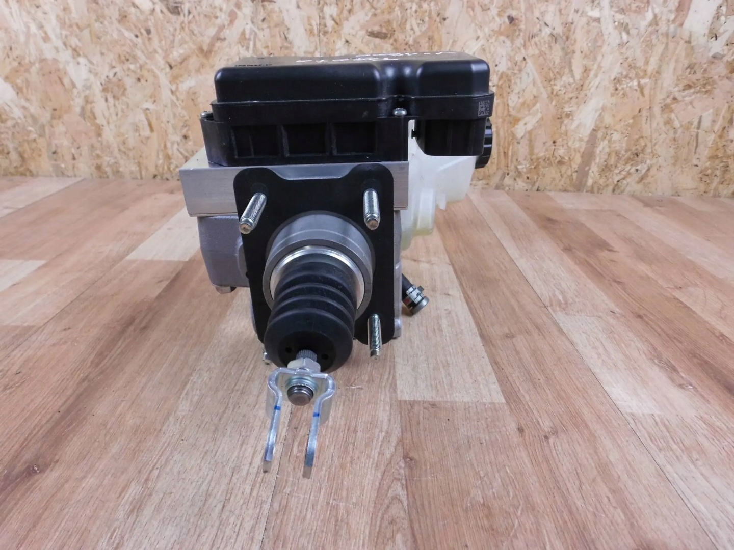 Toyota C-HR CHR 2017+ pump ABS brake 4721010040