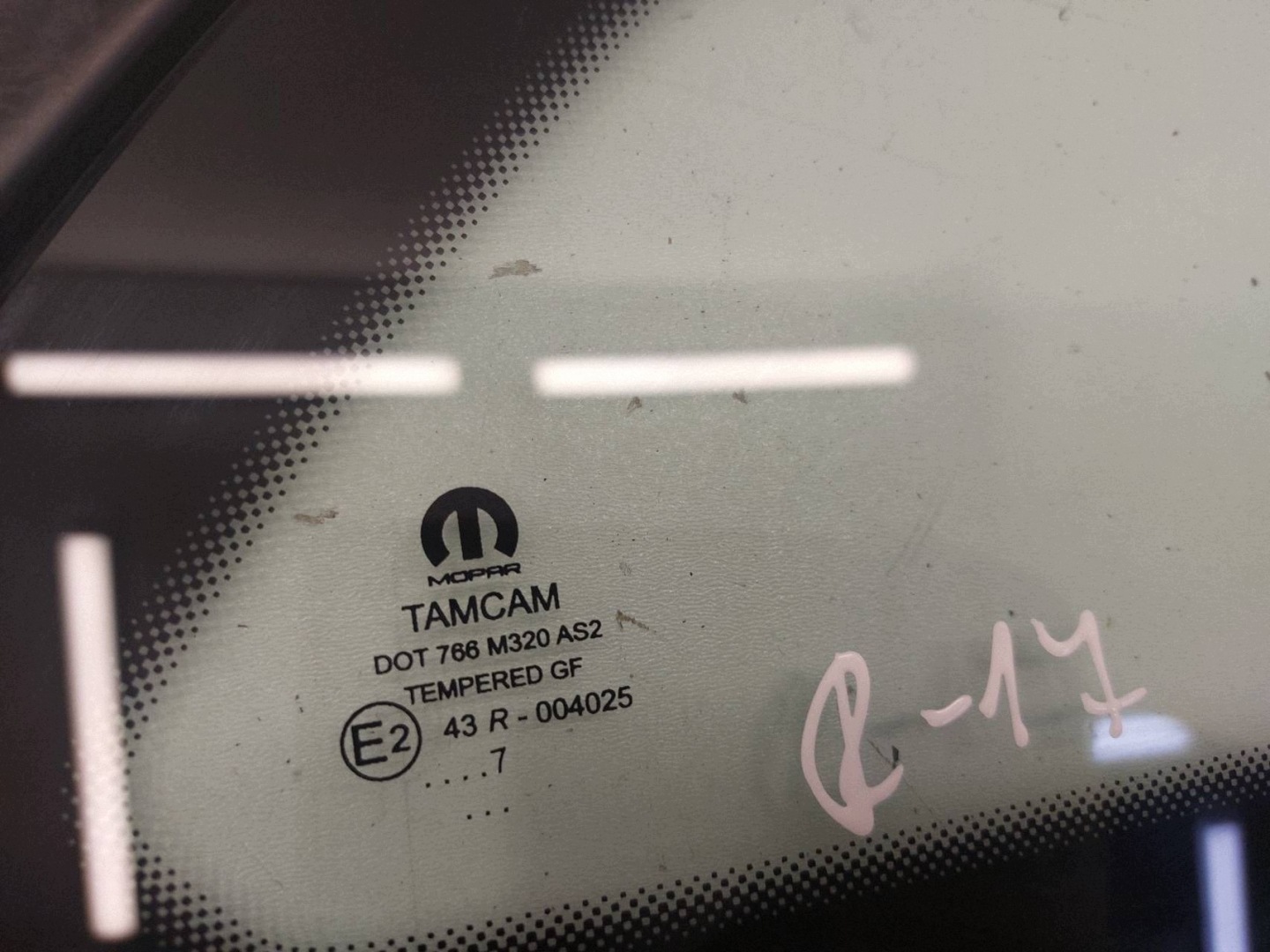 FIAT TIPO II 17r KOMBI window bodywork rear part right