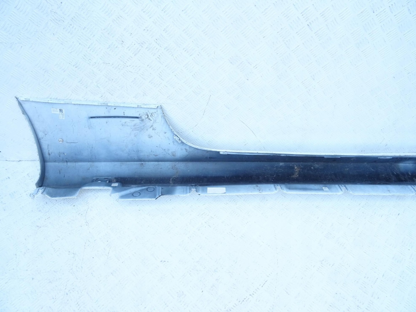 Mercedes E Coupe 238 AMG moulding threshold threshold left