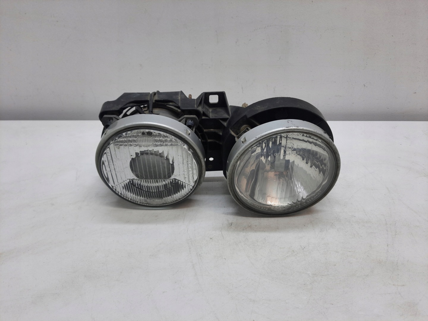 BMW 3 III E30 LIFT HELLA light REFLEKTOR right front original EUROPA