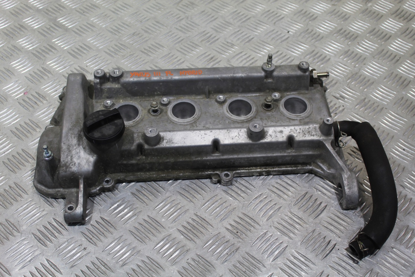 Blende Abdeckung der Ventile TOYOTA YARIS III LIFT