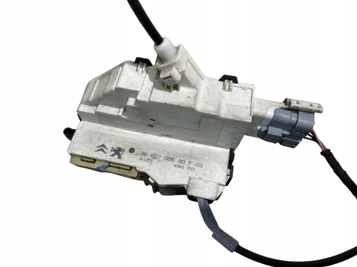 lock door right front C4 and COUPE 6 PIN 9660700680