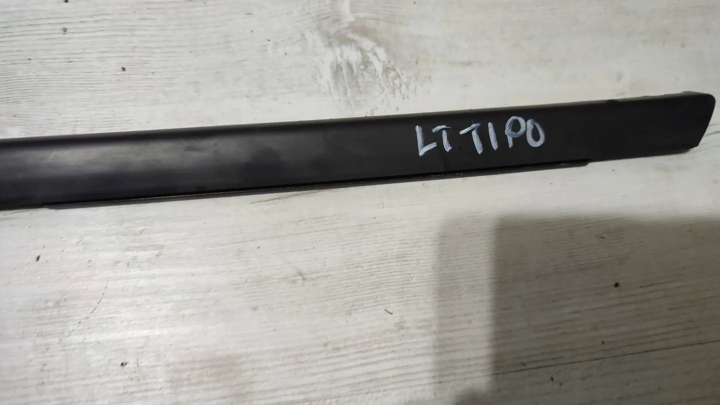 Fiat Tipo II HB 19r. 1.4 rear part side left moulding dust