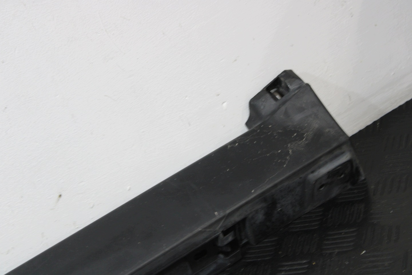 cap threshold threshold left HK83-101D57-BF JAGUAR F-PACE X761 R-SPORT 2,0 D