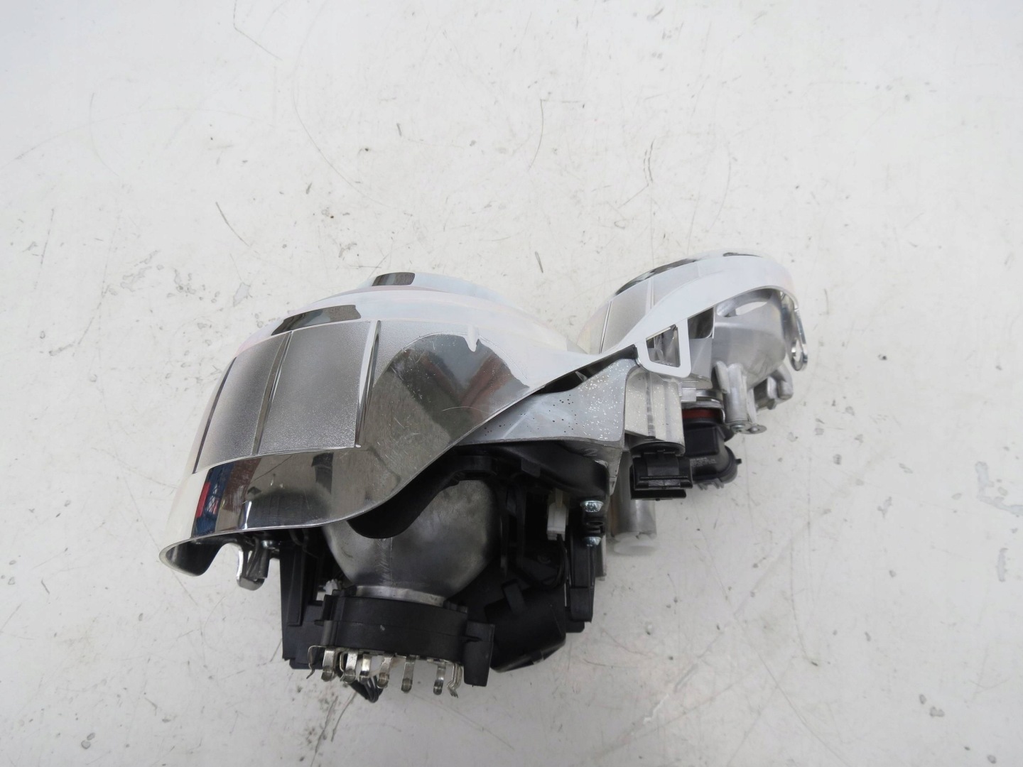 lens Bixenon light front left VOLVO S60 II 2.0 D 163KM 2012R 89207071