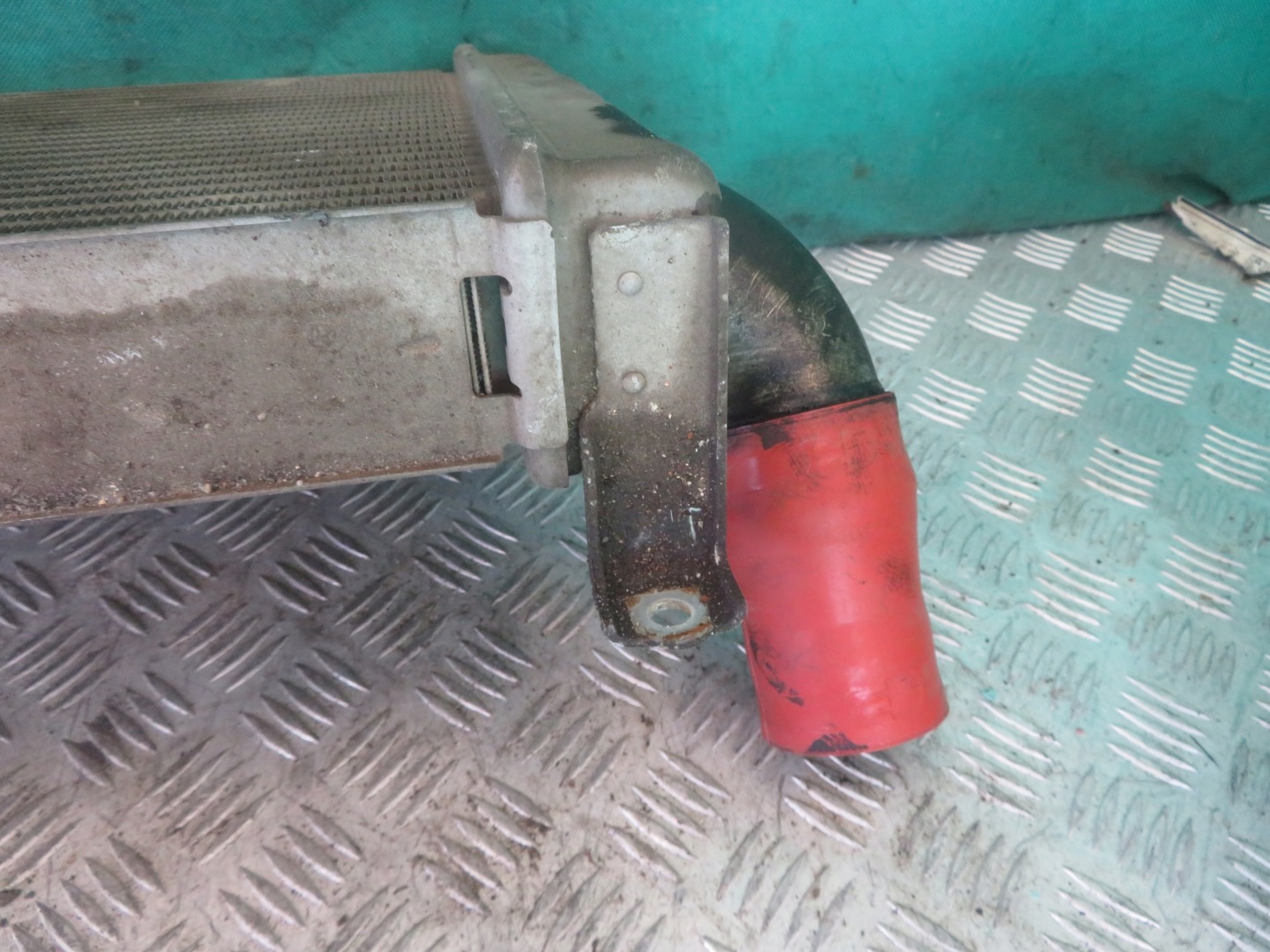 Kühler luft INTERCOOLER MITSUBISHI CANTER FUSO 3.0 20R