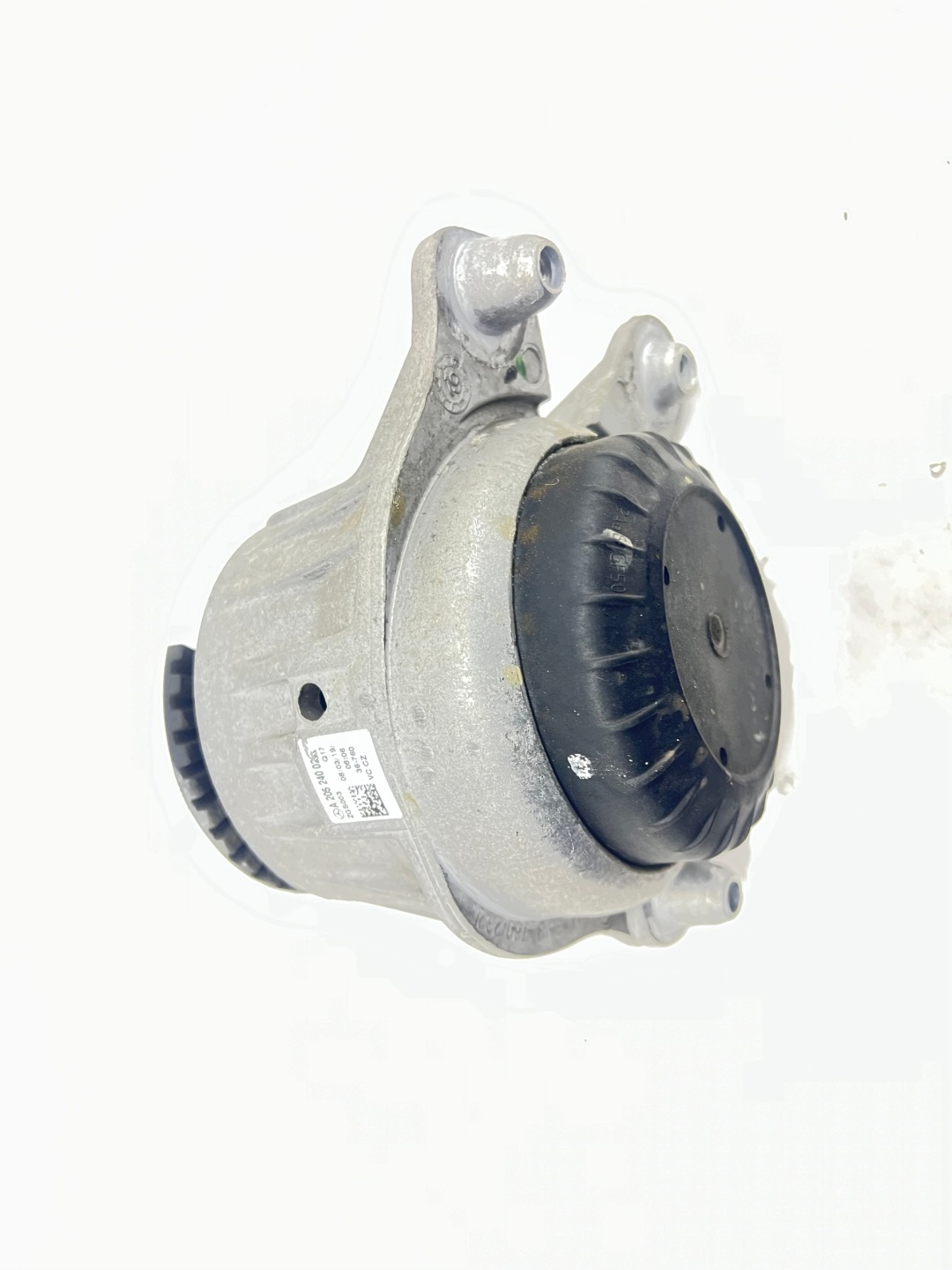 holder engine mount left MERCEDES C-KLASA W205 1.6 CGI A2052400200