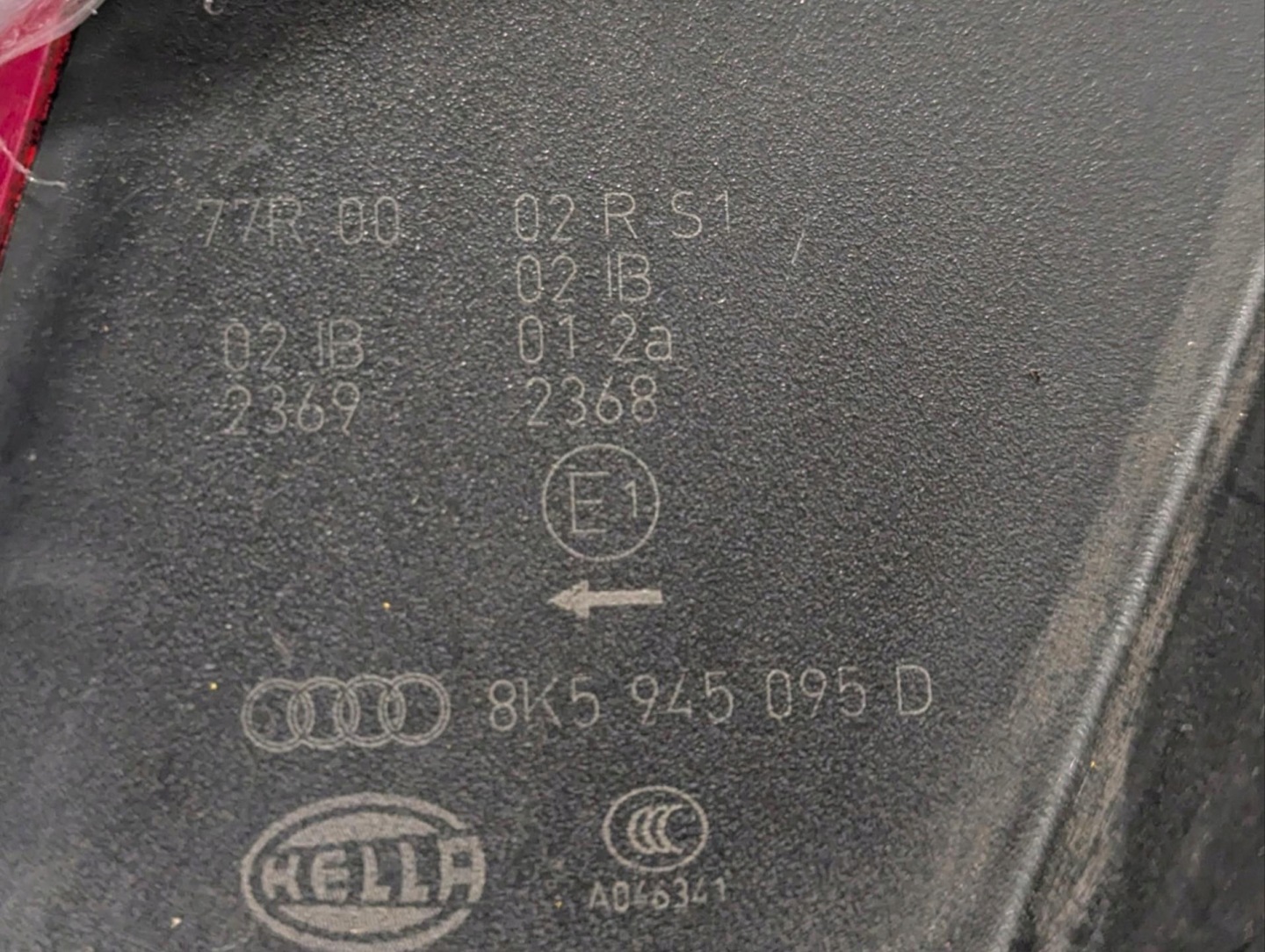 light rear left side Audi A4 B8 2008 8K5945095D