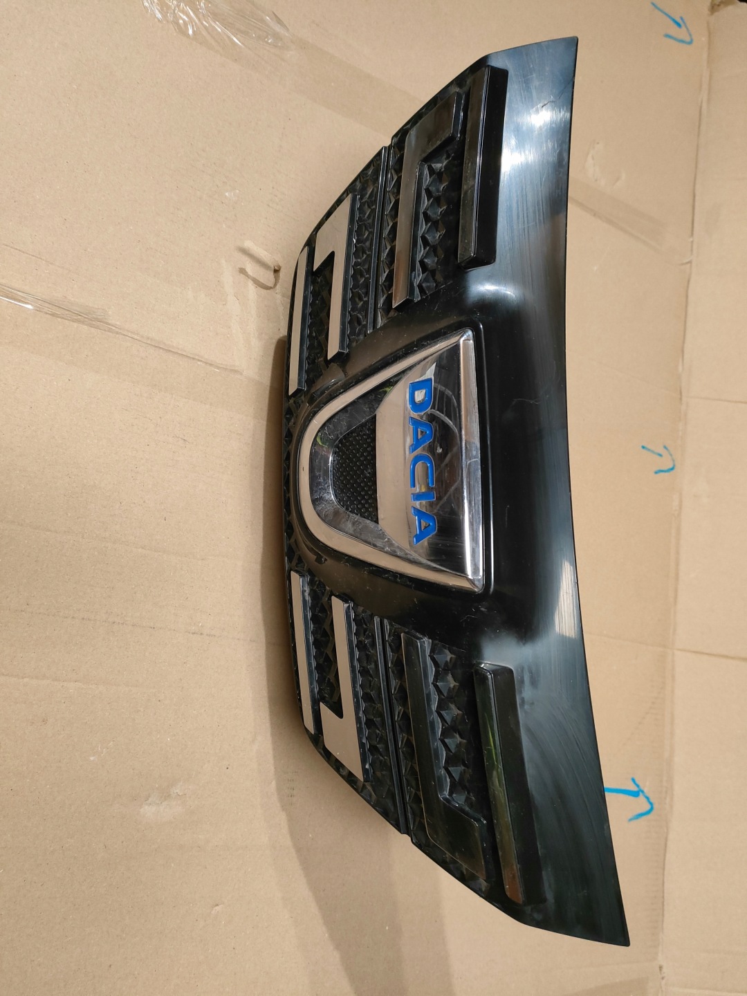 GRIGLIA Logo Logo Emblemat Dacia Spring