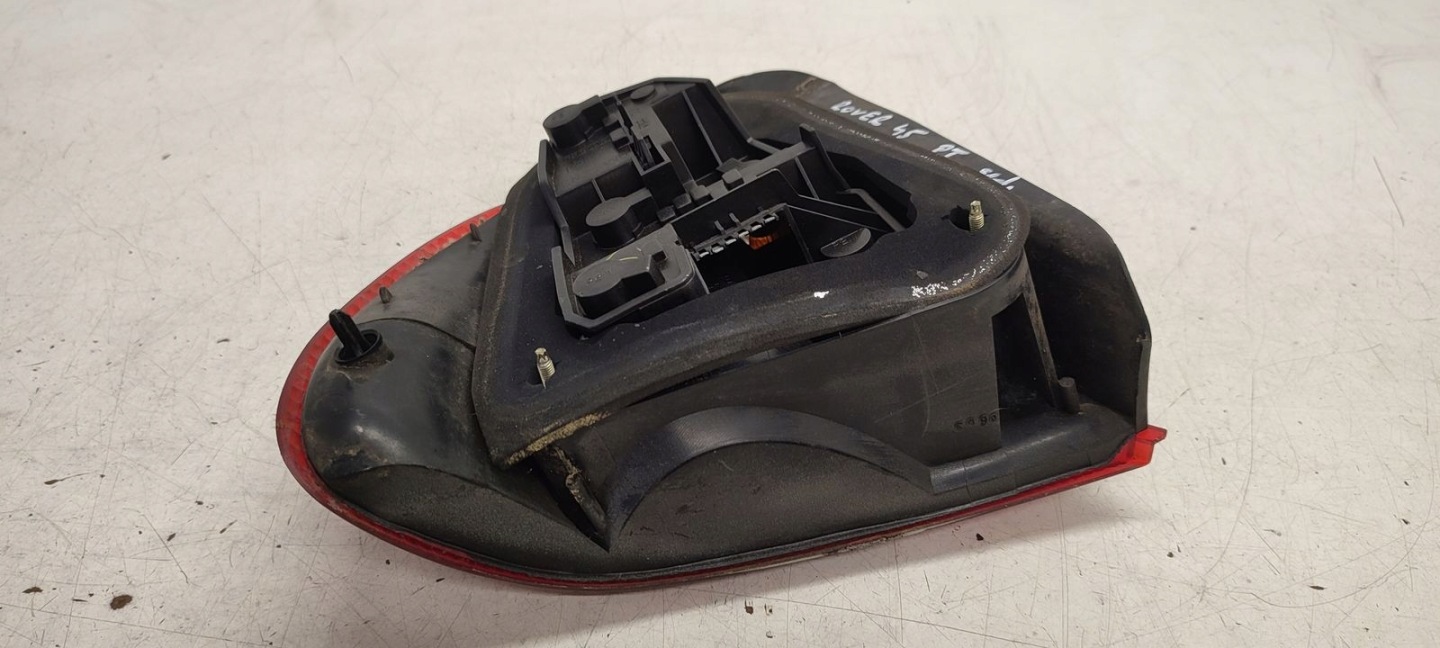 light rear part rear right Rover 45 LIFT sedan MBB