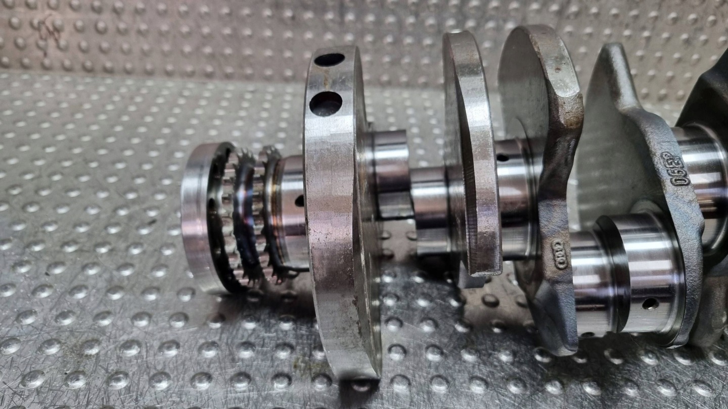 crank NOMINAL 06EP 06E101P AUDI A4 B7 A6 C6 A8 D3 3.2 FSI AUK
