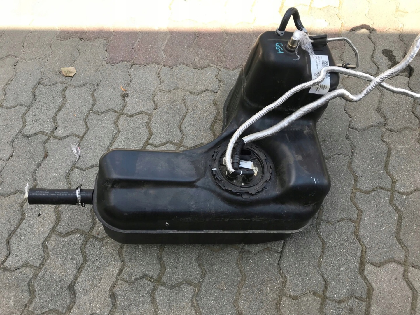 AUDI R8 PLUS 4S 5.2 kraftstofftank tank 4S0201021F