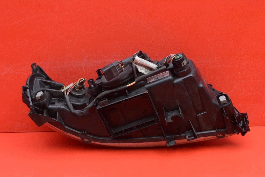 REFLEKTOR left light front EU 30698825 VOLVO S60 1 and LIFT 04-09