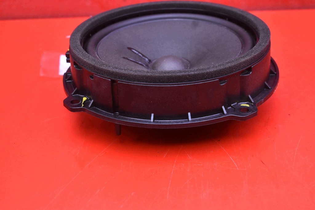 speaker left rear part 96330-J7000 KIA CEED 3 III SW 18-21