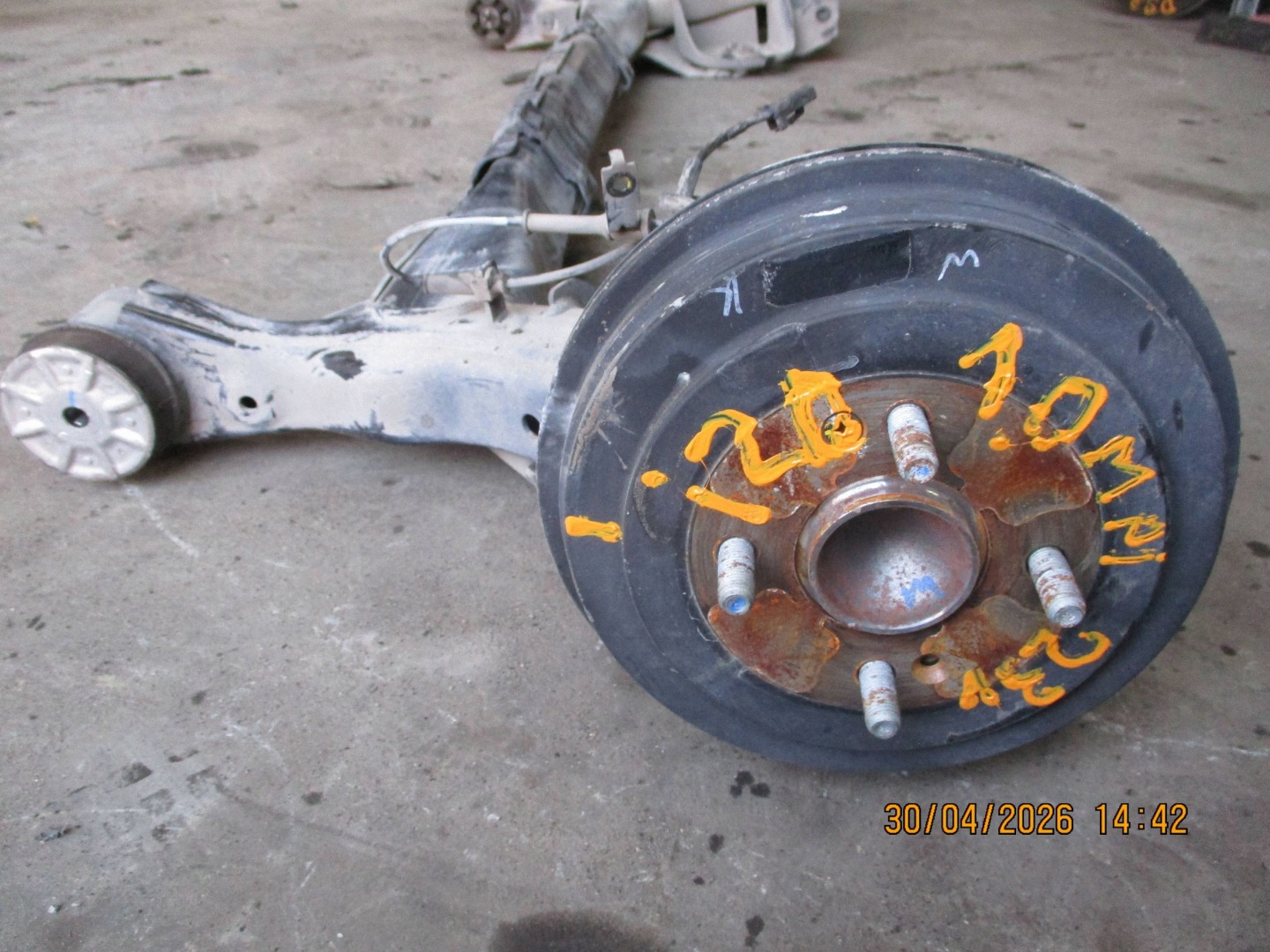 sider rear axis rear part HYUNDAI I20 55100-Q0000