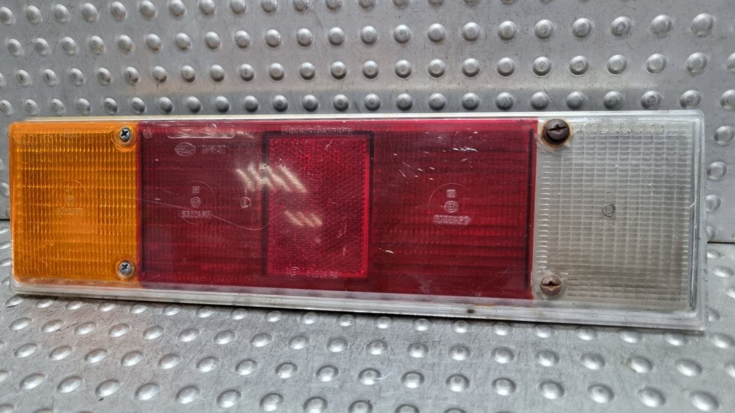 light left rear part original 74EG-13435-DA FORD CAPRI MK2