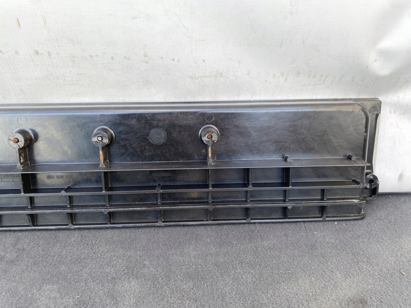 SPRINTER 906 VW CRAFTER 06- STOPIEN cap threshold door PRAWYCH A9066860710