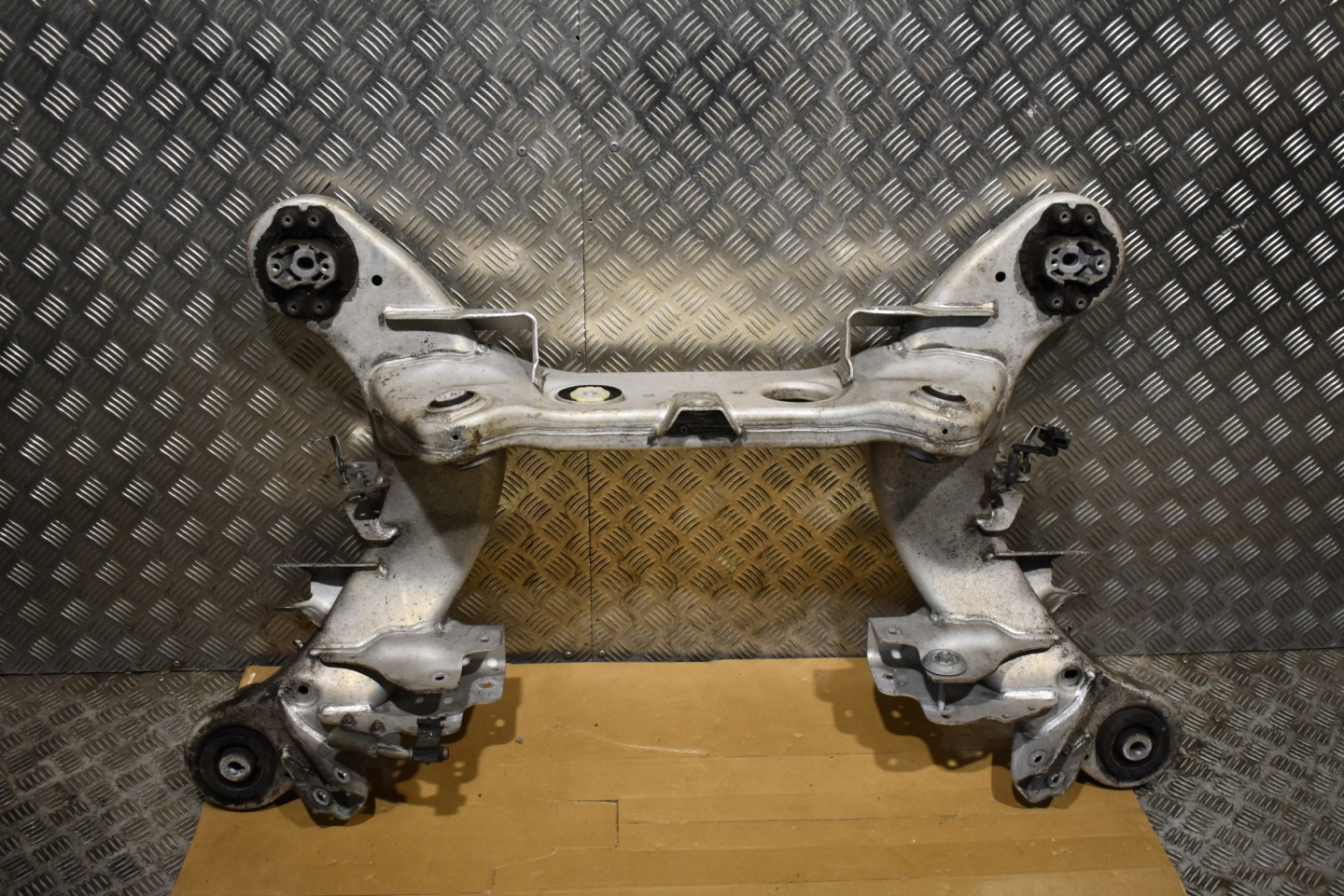 IDEALNY subframe rear part rear MERCEDES W223 1