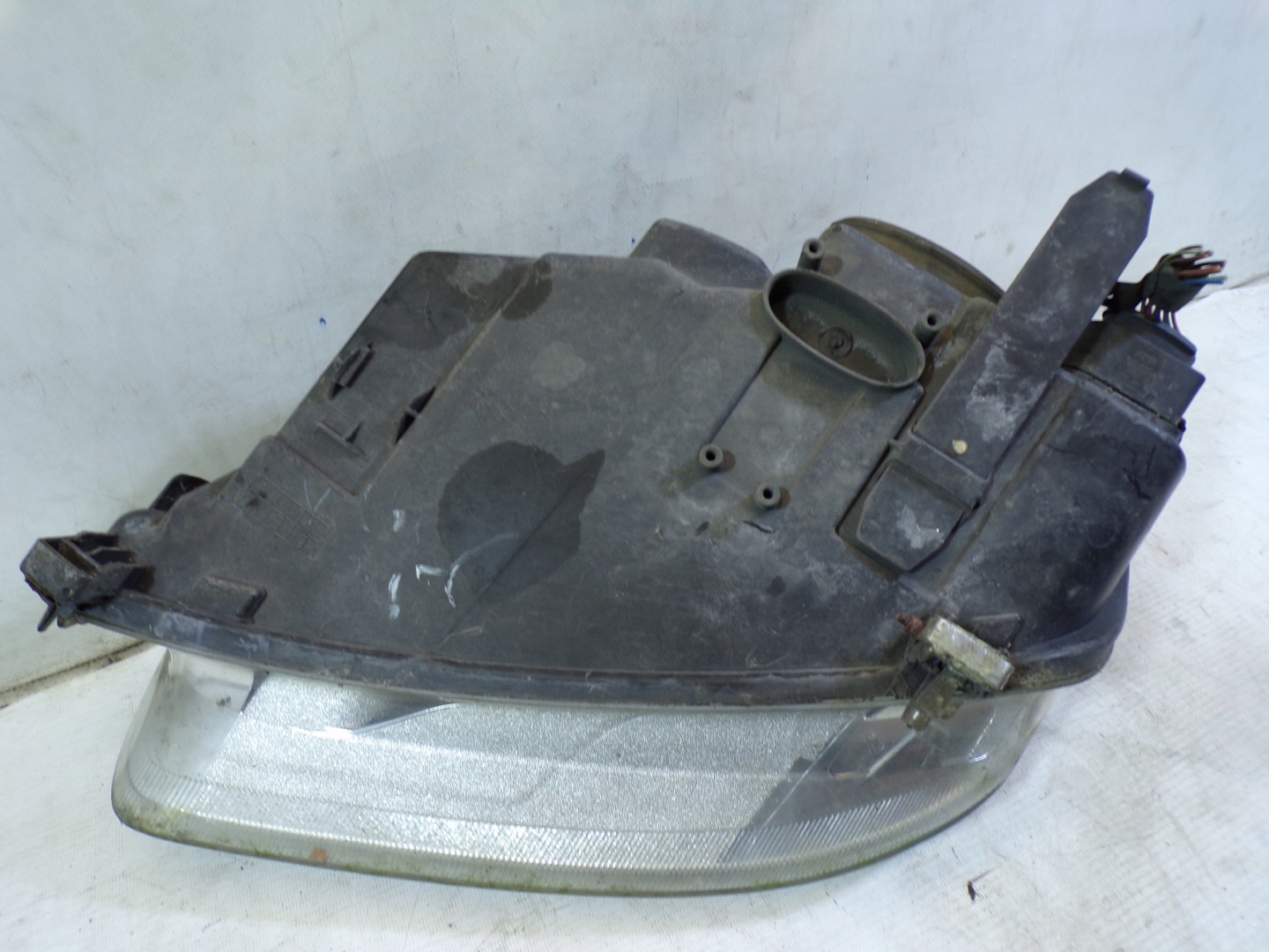light front front right FORD CMAX C-MAX LIFT (1)