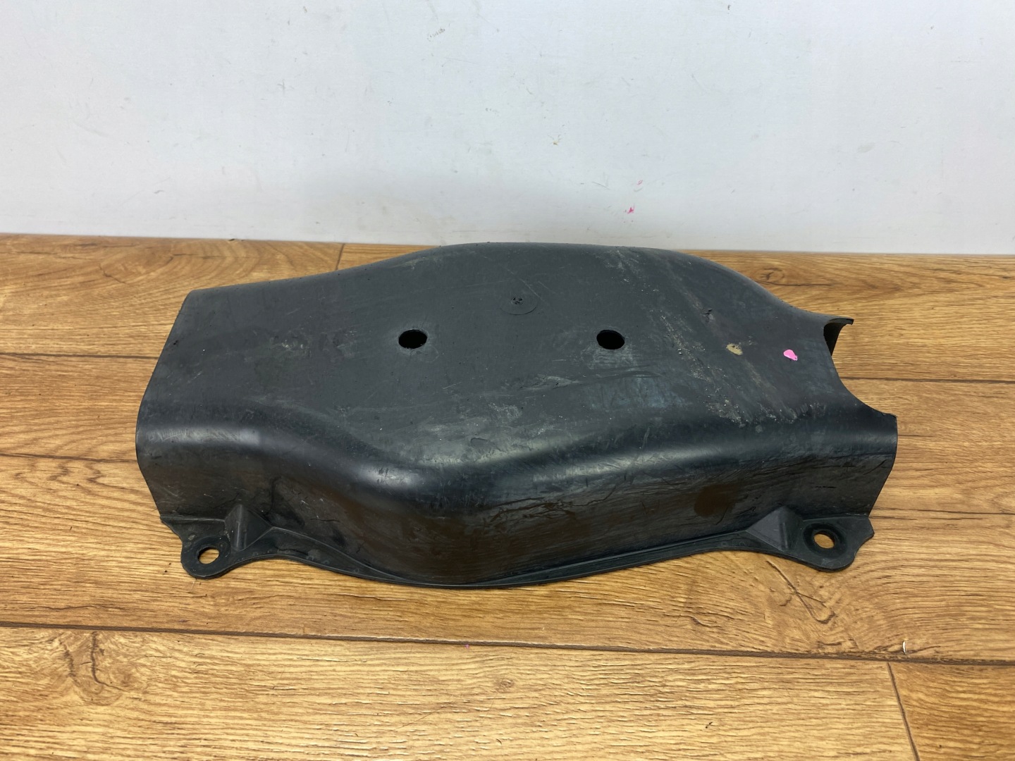 Blende Abdeckung des Querlenkers Chevrolet Camaro VI 2016+ USA