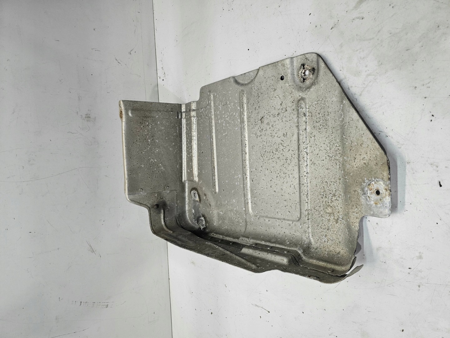 Blende Abdeckung TERMICZNA AUDI A3 8P R32 QUATTRO 1K0825701E