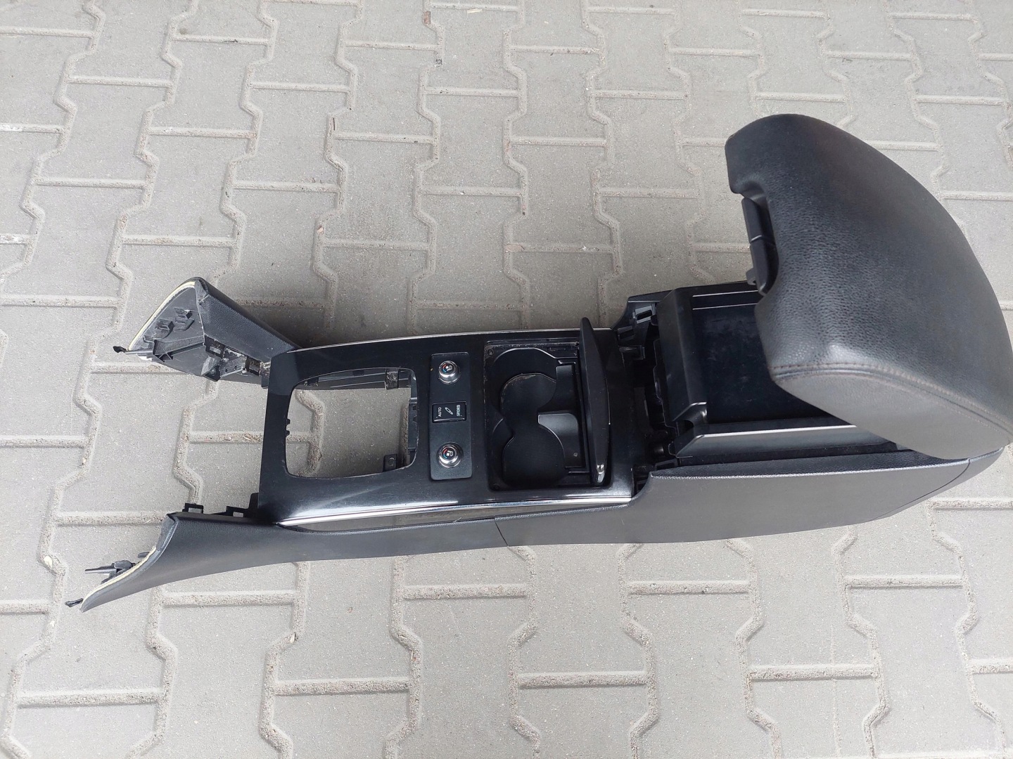 armrest TUNEL central INFINITI FX II QX70