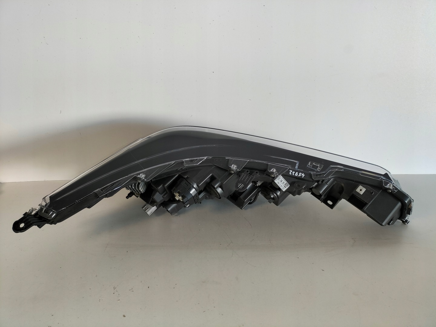 light front reflektor left TOYOTA COROLLA E21 18-22