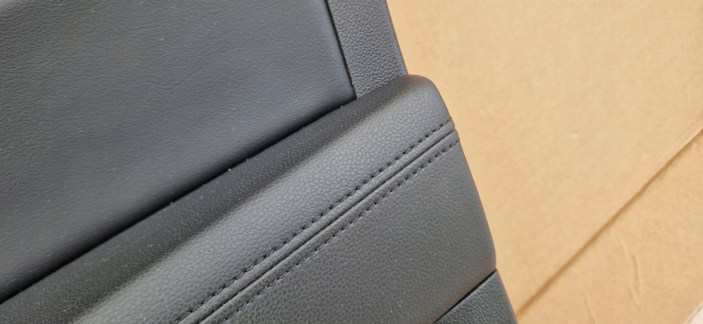 side PASSAT B8 FULL leather front right as new original