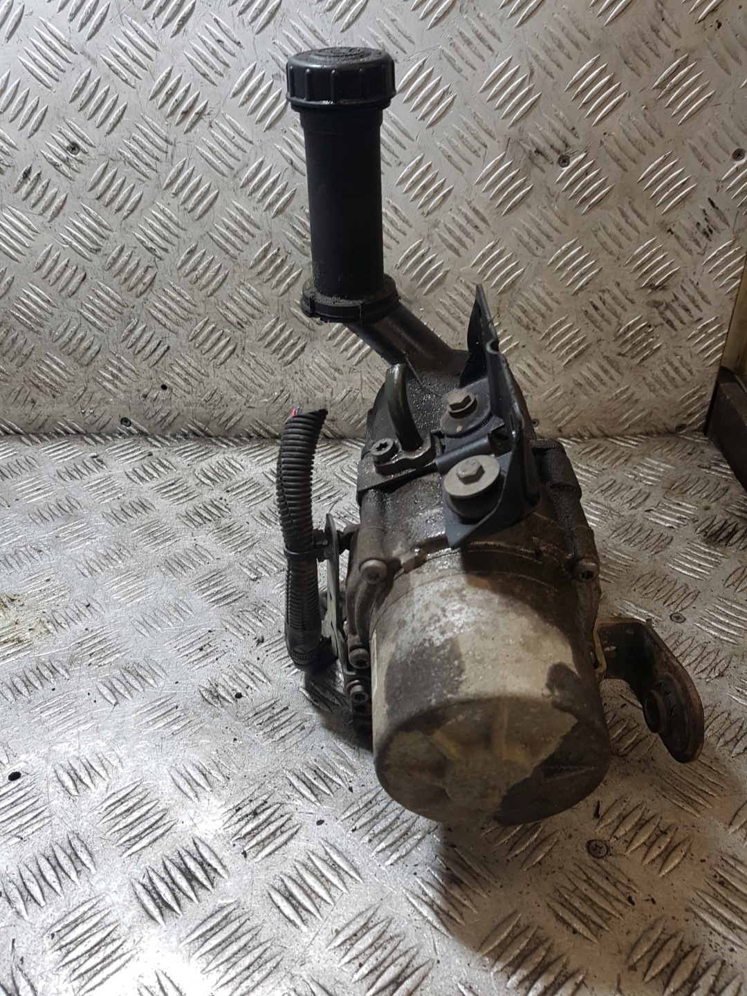servo pump electrical PEUGEOT 3008 9670608380