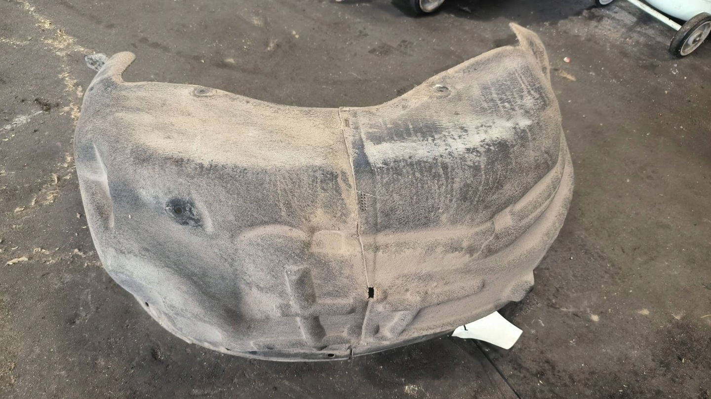 mudguard right rear part BMW X6 F16
