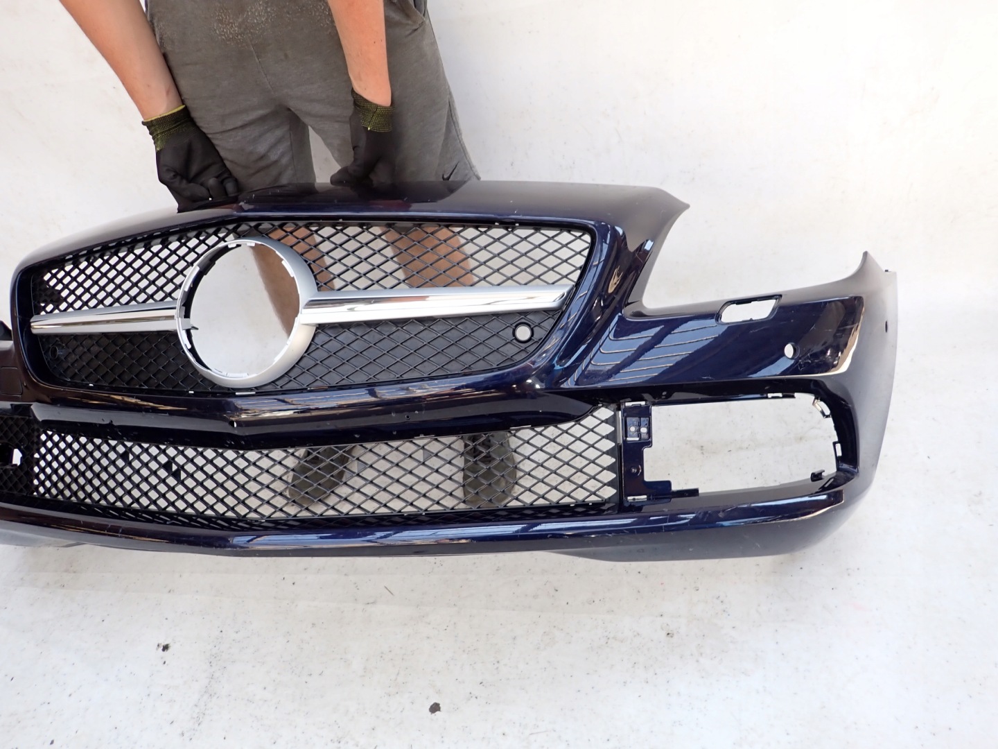 MERCEDES SLK III 3 R172 11-15 bumper front front washer PDC