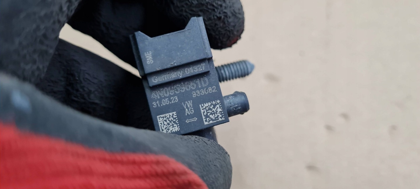 A6 C8 4K Crashsensor Drucksensor UDERZENIOWY 4N0959651D SQ7 4M Q7 Q8 A7 4K