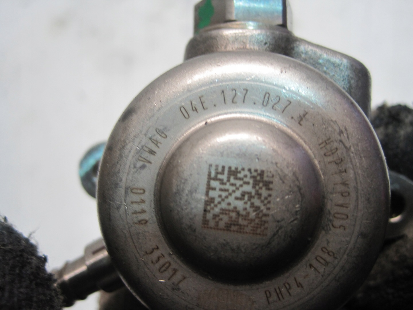water pump VW POLO 1,0TSI 04E127027L