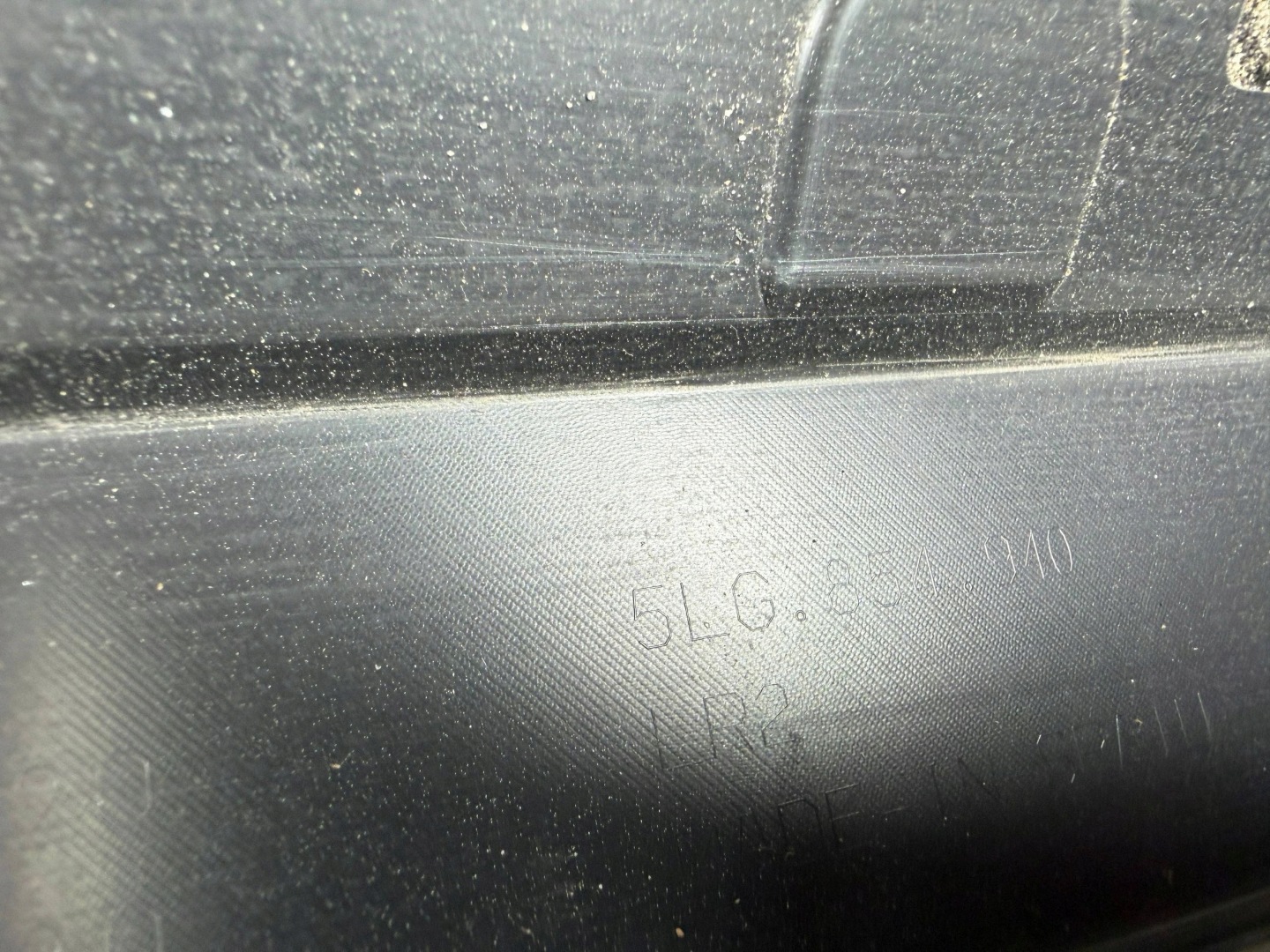 Skoda Enyaq moulding door right front front