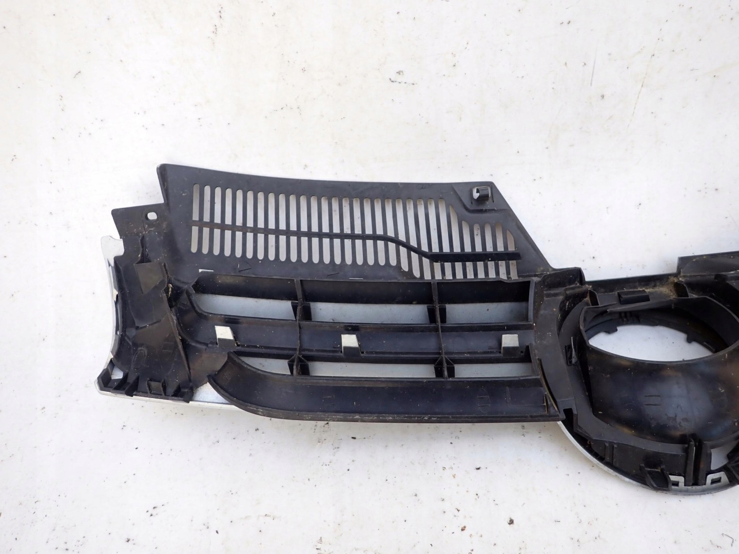 VW GOLF V 5 03-09 Grill Grill
