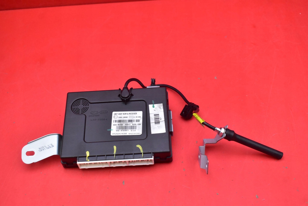 control unit module BCM 95400-A6011 HYUNDAI I30 2 II 1.4 16V 100 KM 12-15