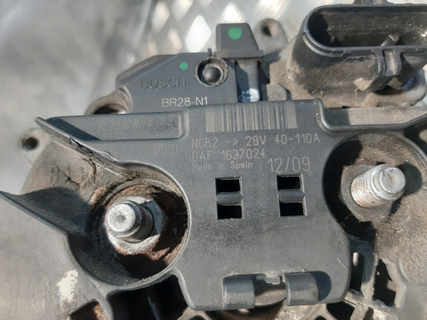 Alternator Bosch 0 124 655 037 110A DAF