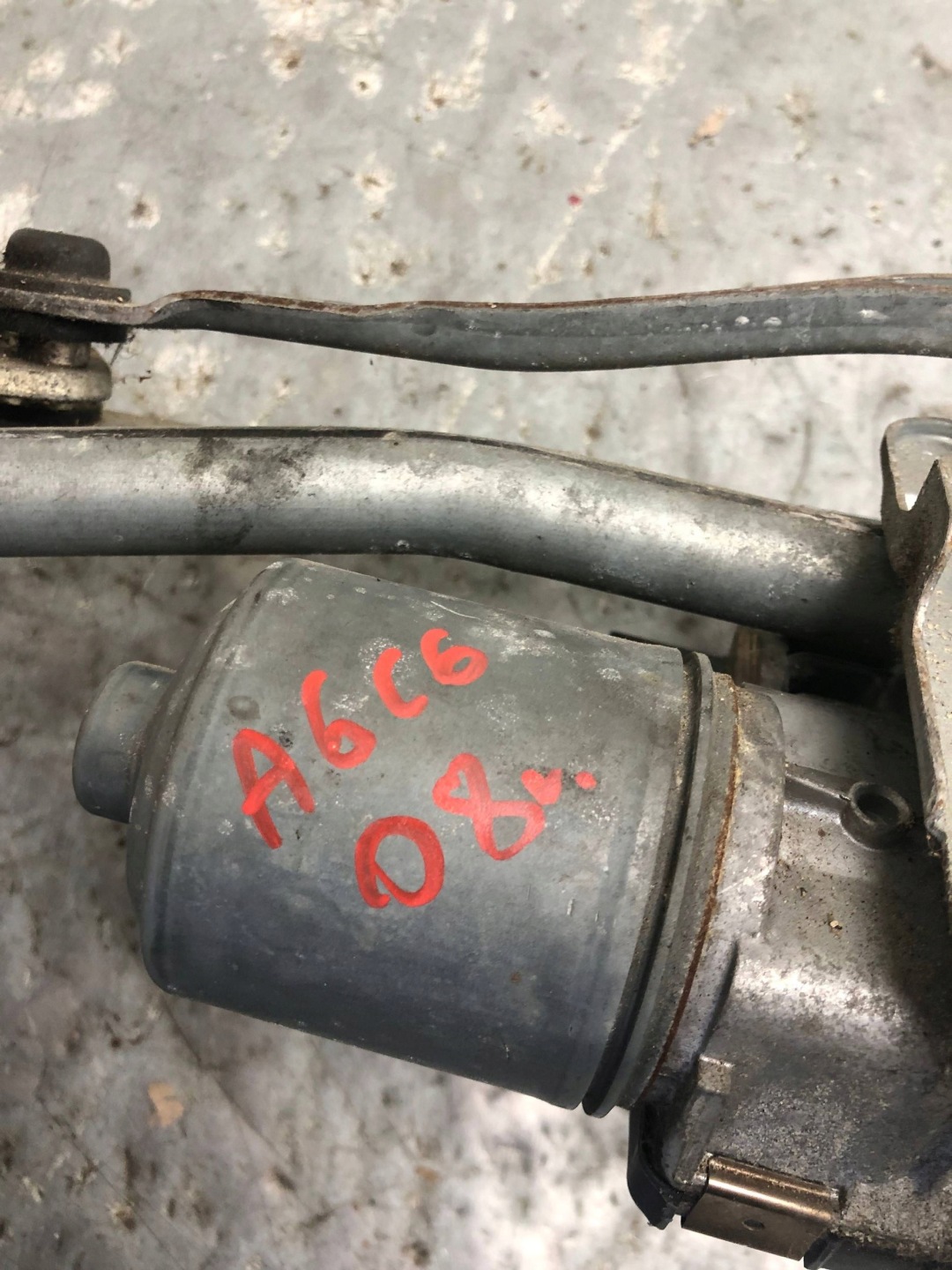Wischergestänge AUDI A6 C6 4F1955023K 4F1955119D
