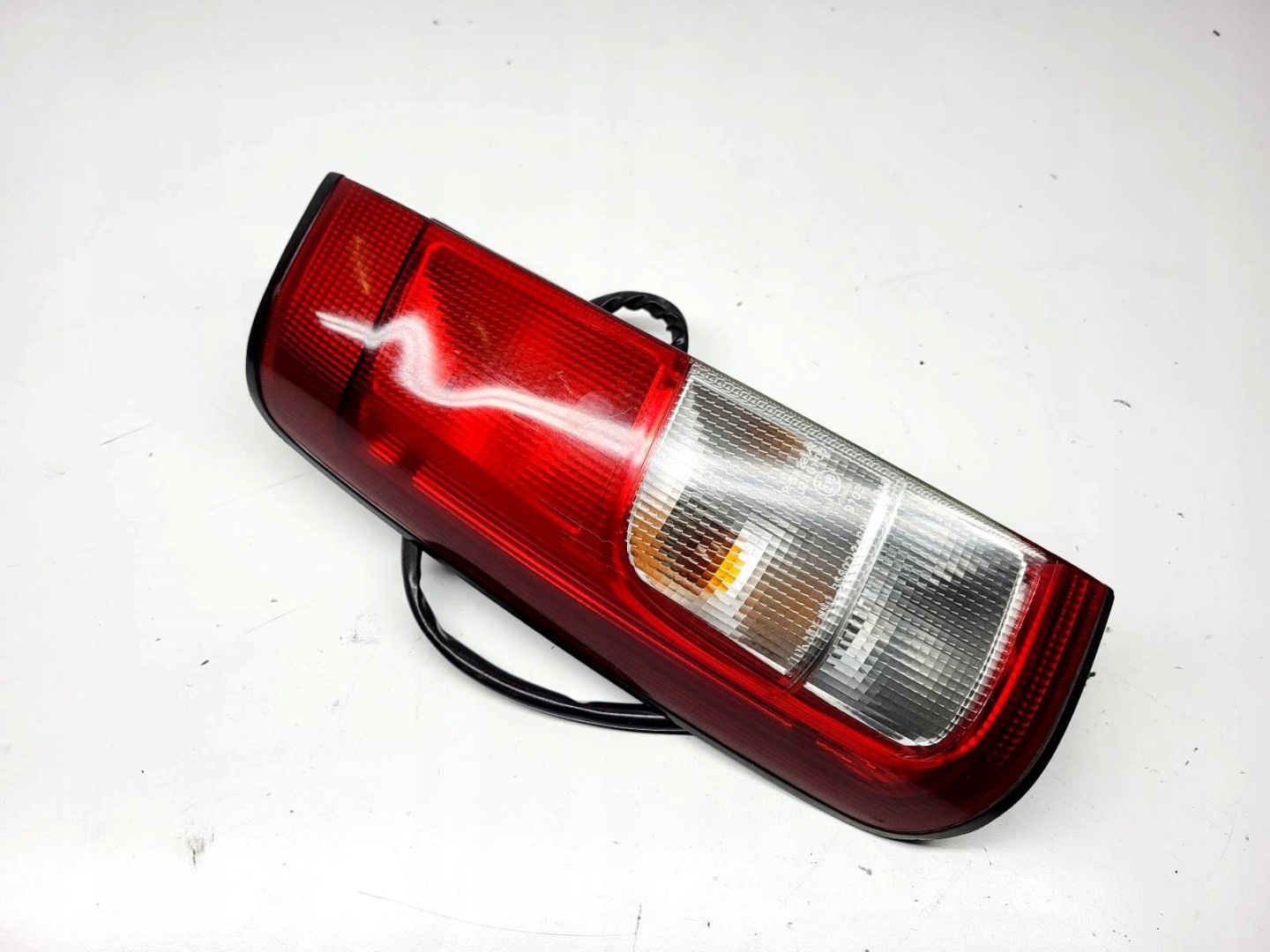 light left rear part SUZUKI IGNIS 1.3 16V 35655-74G0