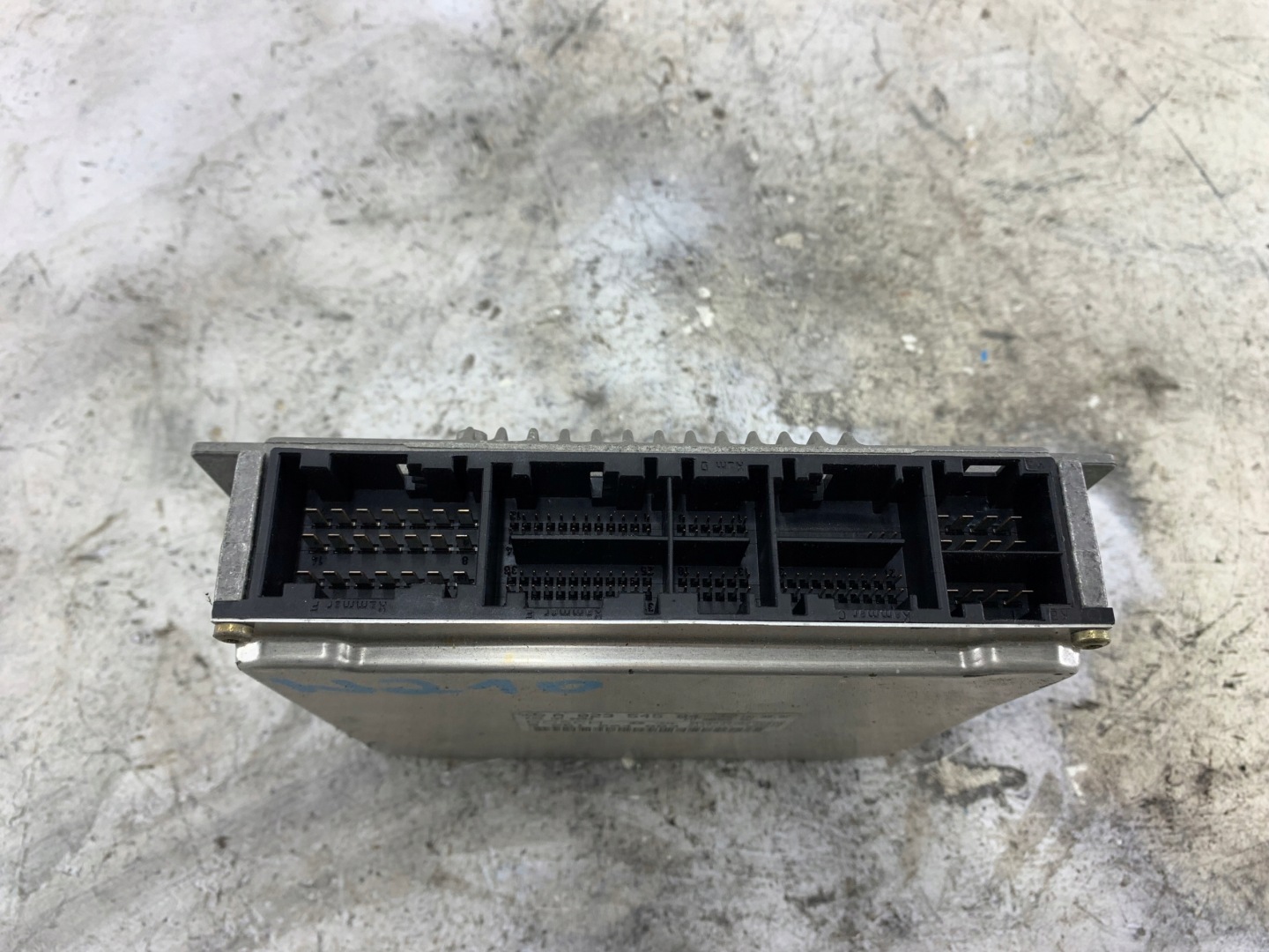 MERCEDES W210 2.0 control unit of the engine A0235458432