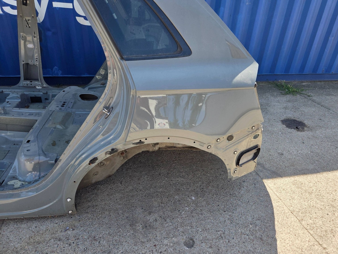 Audi Q5 SQ5 FY quarter rear left